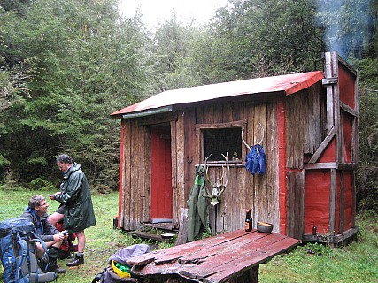 Slaty Creek Hut
Photo: Brian
2013-04-23 14.52.18; '2013 Apr 23 14:52'
Original size: 3,072 x 2,304; 1,509 kB