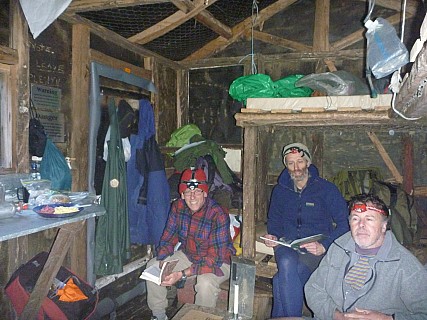 Inside Slaty Creek Hut
Photo: Simon
2013-04-23 17.54.38; '2013 Apr 23 17:54'
Original size: 4,000 x 3,000; 5,462 kB