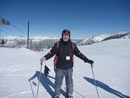 Simon at top of Sierra
Photographer;&nbsp;Simon
2014-01-28&nbsp;11.23.09;&nbsp;Metadata time: '2014 Jan 28 11:23'
Original size:&nbsp;4,000 x 3,000; 4,561 kB
Filename: 2014-01-28 11.23.09 P1000214 Simon - Simon at top of Sierra.jpeg