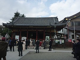 Temple Side Building
Photographer;&nbsp;Simon
2015-02-07&nbsp;14.12.15;&nbsp;Metadata time: '2015 Feb 07 14:12'
Original size:&nbsp;4,000 x 3,000; 5,236 kB
Filename: 2015-02-07 14.12.15 P1010292 Simon - temple side building.jpeg