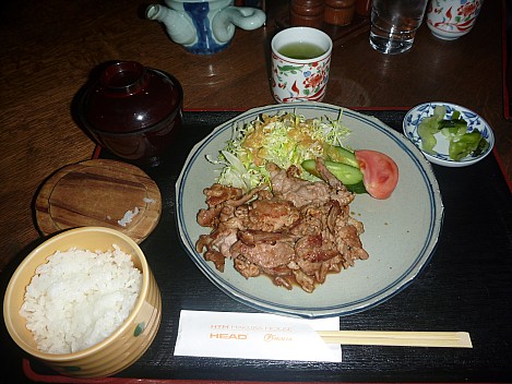 Baked Beef Dinner Set
Photographer;&nbsp;Simon
2015-02-09&nbsp;18.33.59;&nbsp;Metadata time: '2015 Feb 09 22:33'
Original size:&nbsp;4,000 x 3,000; 5,684 kB
Filename: 2015-02-09 18.33.59 P1010372 Simon - baked beef dinner set.jpeg