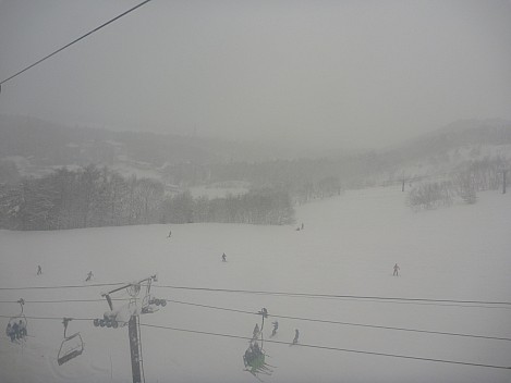 From Gondola 'Noah'
Photographer;&nbsp;Simon
2015-02-10&nbsp;11.05.30;&nbsp;Metadata time: '2015 Feb 10 15:05'
Original size:&nbsp;4,000 x 3,000; 4,075 kB
Filename: 2015-02-10 11.05.30 P1010384 Simon - from Gondola 'Noah'.jpeg