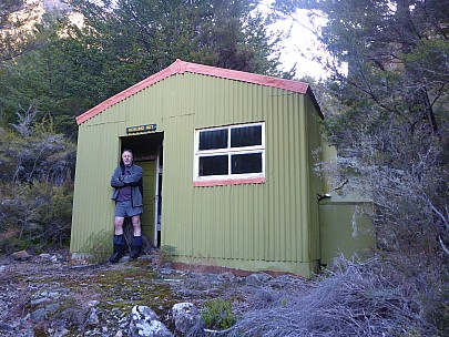 2015-10-03 17.08.17 P1000226 Simon - at Gosling Hut.jpeg: 4608x3456, 6350k (2015 Nov 07 16:36)