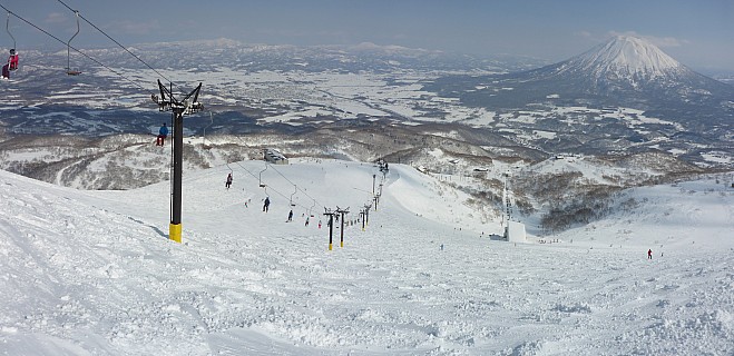 King Lift  4
Photographer;&nbsp;Simon
2016-02-28&nbsp;12.36.16;&nbsp;Metadata time: '2016 Feb 28 12:36'
Original size:&nbsp;6,837 x 3,321; 20,085 kB;&nbsp;stitch
Filename: 2016-02-28 12.36.16 Panorama Simon - King Lift 4_stitch.jpg