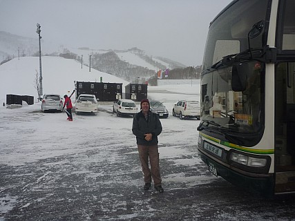 Simon and bus
Photographer;&nbsp;Adrian
2016-02-29&nbsp;08.43.59;&nbsp;Metadata time: '2016 Feb 29 08:43'
Original size:&nbsp;4,000 x 3,000; 5,052 kB
Filename: 2016-02-29 08.43.59 P1020308 Adrian - Simon and bus.jpeg