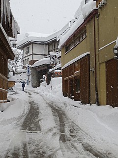 Village lane up to Yu Road
Photographer;&nbsp;Anne
2017-01-15&nbsp;11.34.53;&nbsp;Metadata time: '2017 Jan 15 11:34'
Original size:&nbsp;3,456 x 4,608; 5,792 kB
Filename: 2017-01-15 11.34.53 IMG_8561 Anne - village lane up to Yu Road.jpeg