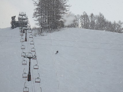 Simon skiing Mukoubayashi course
Photographer;&nbsp;Anne
2017-01-19&nbsp;14.44.34;&nbsp;Metadata time: '2017 Jan 19 14:44'
Original size:&nbsp;4,608 x 3,456; 5,526 kB
Filename: 2017-01-19 14.44.34 IMG_8910 Anne - Simon skiing Mukoubayashi course.jpeg