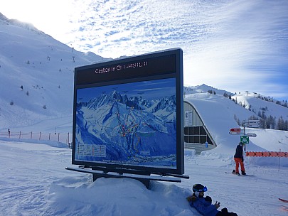 Trail Map Sign
Photo: Simon
2018-01-23 11.52.03; '2018 Jan 23 11:52'
Original size: 4,608 x 3,456; 6,257 kB
2018-01-23 11.52.03 P1010808 Simon - trail map sign.jpeg