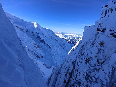 Glacier Rond
Photographer;&nbsp;Simon
2018-01-24&nbsp;10.31.36;&nbsp;Metadata time: '2018 Jan 24 10:31'
Original size:&nbsp;4,160 x 3,120; 3,900 kB
Filename: 2018-01-24 10.31.36 LG6 Simon - Glacier Rond.jpeg