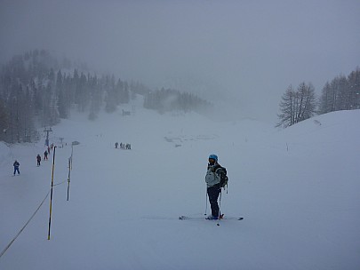 Jim at top of Tzaly
Photographer;&nbsp;Simon
2018-01-26&nbsp;10.27.05;&nbsp;Metadata time: '2018 Jan 26 10:27'
Original size:&nbsp;4,608 x 3,456; 5,482 kB
Filename: 2018-01-26 10.27.05 P1010986 Simon - Jim at top of Tzaly.jpeg