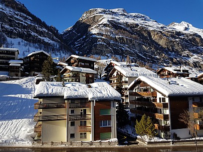 View from outside Hotel Adonis
Photo: Jim
2018-01-29 15.33.44; '2018 Jan 29 15:33'
Original size: 4,032 x 3,024; 5,819 kB
2018-01-29 15.33.44 Jim - view from outside Hotel Adonis.jpeg