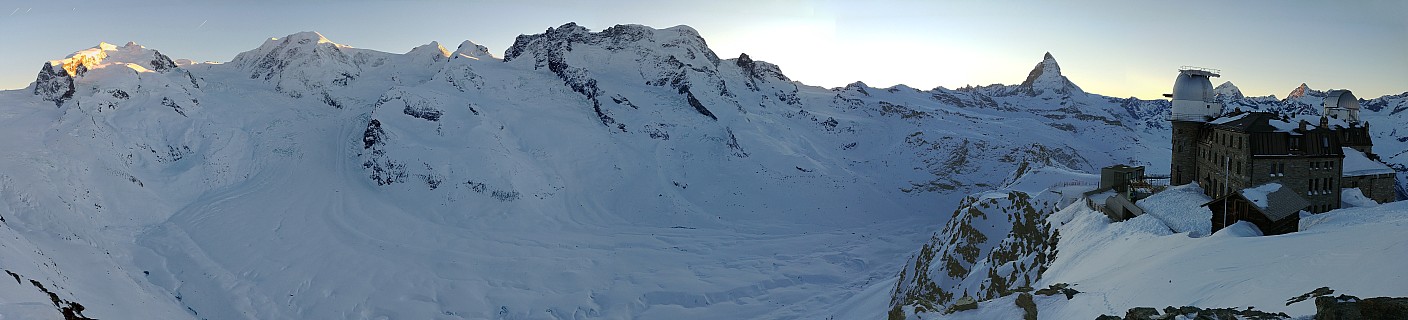 Gornergrat hotel
Photographer;&nbsp;Simon
2018-01-29&nbsp;17.19.35;&nbsp;Metadata time: '2018 Jan 29 17:19'
Original size:&nbsp;14,398 x 3,272; 37,679 kB;&nbsp;stitch
Filename: 2018-01-29 17.19.35 LG6 Simon - Gornergrat hotel_stitch.jpg