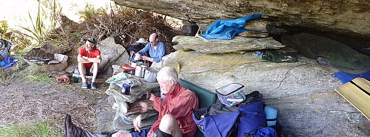Tunnel Creek Hut to Paringa Rock Biv