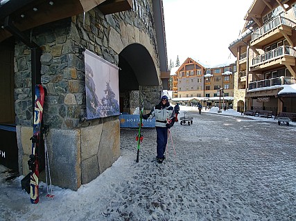 Jim at Northstar Village
Photographer;&nbsp;Simon
2019-02-25&nbsp;10.13.43;&nbsp;Metadata time: '2019 Feb 25 10:13'
Original size:&nbsp;4,160 x 3,120; 4,726 kB
Filename: 2019-02-25 10.13.43_HDR LG6 Simon - Jim at Northstar Village.jpeg