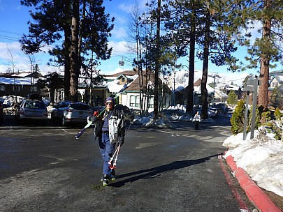 Jim ready for a fine days skiing
Photo: Simon
2019-03-04 08.55.05; '2019 Mar 04 08:55'
Original size: 4,608 x 3,456; 6,062 kB