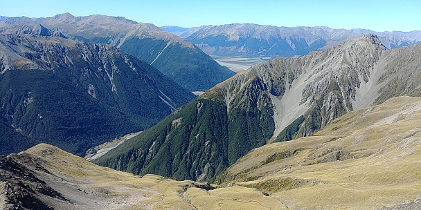View down Scotts track
Photographer;&nbsp;Simon
2021-03-13&nbsp;12.29.42;&nbsp;Metadata time: '2021 Mar 13 12:29'
Original size:&nbsp;4,160 x 2,080; 4,883 kB
Filename: 2021-03-13 12.29.42 Simon - view down Scotts track.jpeg