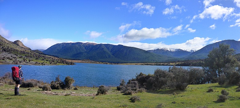 Hurunui Hut to Lake Taylor