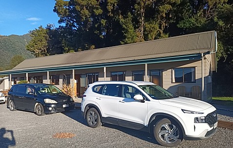 Hilip - our cabin at Fox Top  10
2023-04-15&nbsp;16.55.15
Original size:&nbsp;1,440 x 915; 309 kB;&nbsp;cr
Filename: 2023-04-15 16.55.15 Philip - our cabin at Fox Top 10_cr.jpg