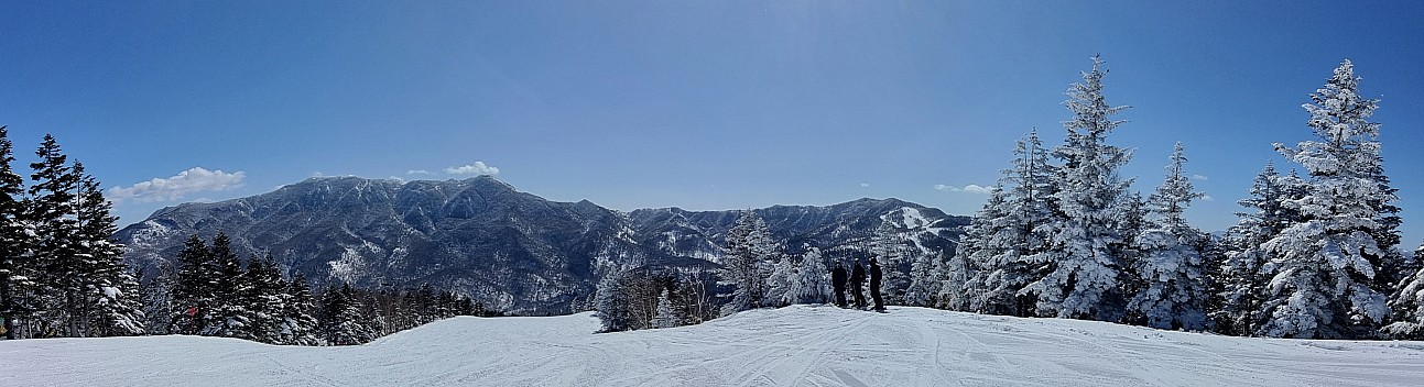 Simon, Adrian, and Kevin on A1 course stitch cr
Photo: Jim
2024-03-03 09.57.46; '2024 Mar 03 13:57'
Original size: 4,454 x 1,213; 1,871 kB; {i:2;}
2024-03-03 09.57.46 S21FE+ Jim - Simon, Adrian, and Kevin on A1 course_stitch_cr.jpg Simon, Adrian, and Kevin on A1 course stitch cr
Photo: Jim
2024-03-03 09.57.46; '2024 Mar 03 13:57'
Original size: 4,454 x 1,213; 1,871 kB; {i:2;}
2024-03-03 09.57.46 S21FE+ Jim - Simon, Adrian, and Kevin on A1 course_stitch_cr.jpg