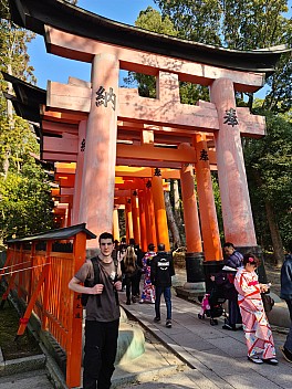 Adrian at the start of the Torii gates walk
Photo: Simon
2024-03-16 15.43.17; '2024 Mar 16 19:43'
Original size: 6,928 x 9,248; 17,422 kB
2024-03-16 15.43.17 S20+ Simon - Adrian at the start of the Torii gates walk.jpeg Adrian at the start of the Torii gates walk
Photo: Simon
2024-03-16 15.43.17; '2024 Mar 16 19:43'
Original size: 6,928 x 9,248; 17,422 kB
2024-03-16 15.43.17 S20+ Simon - Adrian at the start of the Torii gates walk.jpeg