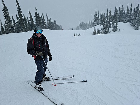 Snowing with Simon on Downhill below Campbell Basin lodge
Photo: Simon
2025-02-25 10.18.11; '2025 Feb 26 07:18'
Original size: 9,248 x 6,936; 10,862 kB
2025-02-25 10.18.11 S20+ Simon -  Snowing with Simon on Downhill below Campbell Basin lodge.jpeg Snowing with Simon on Downhill below Campbell Basin lodge
Photo: Simon
2025-02-25 10.18.11; '2025 Feb 26 07:18'
Original size: 9,248 x 6,936; 10,862 kB
2025-02-25 10.18.11 S20+ Simon -  Snowing with Simon on Downhill below Campbell Basin lodge.jpeg