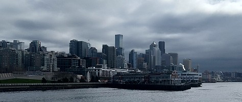 Looking back at Seattle from the water
Photographer;&nbsp;Nick
2025-03-03&nbsp;10.56.37;&nbsp;Metadata time: '2025 Mar 03 10:56'
Original size:&nbsp;4,608 x 1,945; 1,999 kB;&nbsp;cr
Filename: 2025-03-03 10.56.37 IMG Nick - Looking back at Seattle from the water_cr.jpg