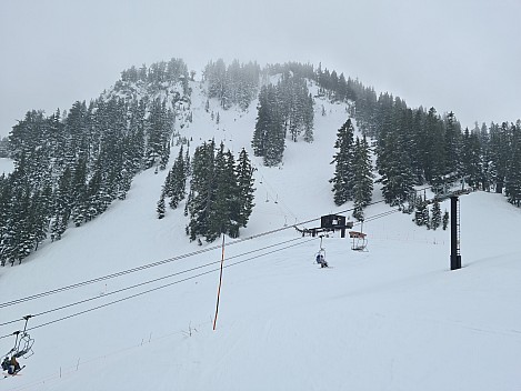 7th Heaven lift
Photo: Simon
2025-03-08 09.42.57; '2025 Mar 08 09:42'
Original size: 9,248 x 6,936; 11,971 kB
2025-03-08 09.42.57 S20+ Simon - 7th Heaven lift.jpeg