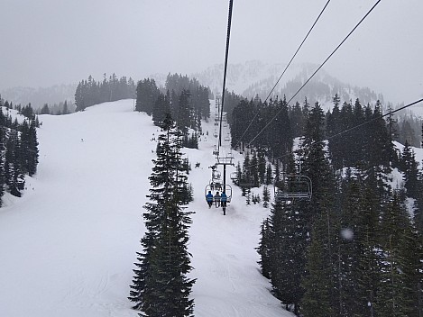 Riding the Hogsback Express
Photographer;&nbsp;Nick
2025-03-09&nbsp;16.03.42;&nbsp;Metadata time: '2025 Mar 09 16:03'
Original size:&nbsp;4,291 x 3,218; 6,205 kB;&nbsp;str
Filename: 2025-03-09 16.03.42 IMG Nick - riding the Hogsback Express_str.jpeg