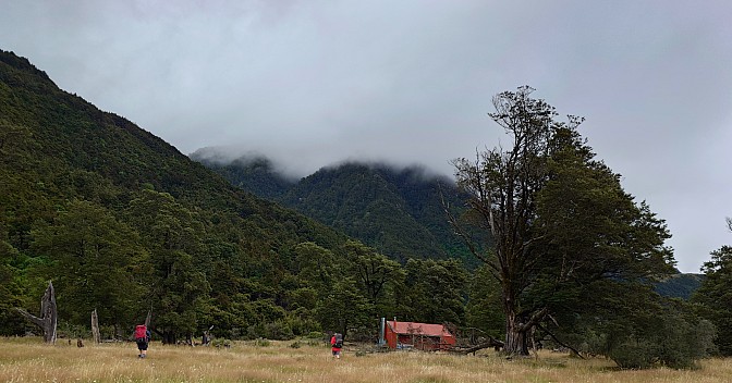Arriving at Manuels Hut
Photographer;&nbsp;Simon
2026-03-02&nbsp;13.44.52615;&nbsp;Metadata time: '2026 Mar 02 13:44'
Original size:&nbsp;8,000 x 4,191; 7,247 kB;&nbsp;cr
Filename: 2026-03-02 13.44.52615 Xpr1VII Simon - arriving at Manuels Hut_cr.jpg