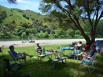 Simon
2009-12-06&nbsp;11.21.28;&nbsp;Metadata time: '2009 Dec 06 11:21'
Original size:&nbsp;4,000 x 3,000; 7,262 kB
Filename: 2009-12-06 11.21.28 P1000557 Simon.jpeg