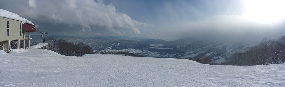 Top of Gondola
Photographer;&nbsp;Simon
2015-02-10&nbsp;15.03.00;&nbsp;Metadata time: '2015 Feb 10 15:03'
Original size:&nbsp;9,027 x 2,773; 3,389 kB;&nbsp;stitch
Filename: 2015-02-10 15.03.00 Panorama Simon - top of Gondola_stitch.jpg