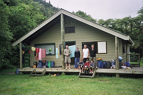 day5-160_16A_0033_tieke.jpeg: 1536x1024, 539k (2007 Jan 29 13:55)