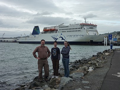 At Ferry
Photographer;&nbsp;Simon
2011-01-22&nbsp;07.41.13;&nbsp;Metadata time: '2011 Jan 22 07:41'
Original size:&nbsp;4,000 x 3,000; 5,567 kB
Filename: 2011-01-22 07.41.13 P1010921 Simon at ferry.jpeg