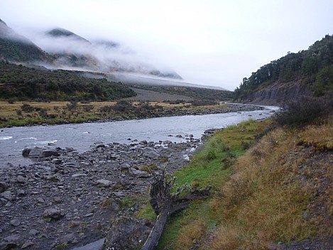 Looking up Hope River from below hut
Photographer;&nbsp;Simon
2013-04-21&nbsp;07.52.37;&nbsp;Metadata time: '2013 Apr 21 07:52'
Original size:&nbsp;4,000 x 3,000; 5,628 kB
Filename: 2013-04-21 07.52.37 P1040995 Simon - looking up Hope River from below hut.jpeg