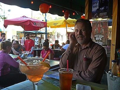 LA Simon @ Cabo Cantina
Photographer;&nbsp;Jim
2014-01-18&nbsp;13.51.06;&nbsp;Metadata time: '2014 Jan 18 13:51'
Original size:&nbsp;4,320 x 3,240; 5,278 kB;&nbsp;adj
Filename: 2014-01-18 13.51.06 P1000414 Jim - LA Simon @ Cabo Cantina_adj.jpeg