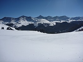 Looking Into The Back Bowls
Photographer;&nbsp;Simon
2014-01-28&nbsp;11.25.16;&nbsp;Metadata time: '2014 Jan 28 11:25'
Original size:&nbsp;4,000 x 3,000; 4,312 kB
Filename: 2014-01-28 11.25.16 P1000215 Simon - looking into the back bowls.jpeg