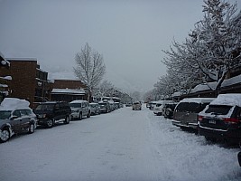 View down Aspen Village
Photographer;&nbsp;Simon
2014-01-31&nbsp;09.41.29;&nbsp;Metadata time: '2014 Jan 31 09:41'
Original size:&nbsp;4,000 x 3,000; 5,088 kB
Filename: 2014-01-31 09.41.29 P1000259 Simon - view down Aspen Village.jpeg