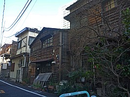 Old Houses
Photographer;&nbsp;Simon
2015-02-19&nbsp;09.01.53;&nbsp;Metadata time: '2015 Feb 19 09:01'
Original size:&nbsp;4,000 x 3,000; 4,587 kB;&nbsp;adj
Filename: 2015-02-19 09.01.53 P1010719 Simon - old houses_adj.jpeg