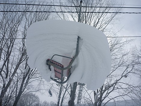 Snow on chair on unused Kamo 4 lift
Photographer;&nbsp;Simon
2015-02-10&nbsp;11.48.34;&nbsp;Metadata time: '2015 Feb 10 11:48'
Original size:&nbsp;4,000 x 3,000; 6,376 kB
Filename: 2015-02-10 11.48.34 P1010387 Simon - snow on chair on unused Kamo4 lift.jpeg