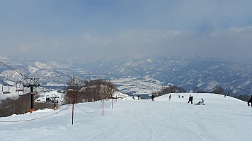 Hakuba  47 - just above Alps Daira Station
Photographer;&nbsp;Jim
2015-02-11&nbsp;11.48.54;&nbsp;Metadata time: '2015 Feb 11 11:48'
Original size:&nbsp;5,312 x 2,988; 4,324 kB
Filename: 2015-02-11 11.48.54 Jim - Hakuba 47 - just above Alps Daira Station.jpeg