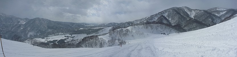 Sky View vista stitc
Photographer;&nbsp;Simon
2015-02-14&nbsp;12.11.00;&nbsp;Metadata time: '2015 Feb 14 12:11'
Original size:&nbsp;11,745 x 2,823; 4,541 kB;&nbsp;stitch
Filename: 2015-02-14 12.11.00 Panorama Simon - Sky View vista_stitch stereo.jpg