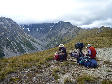 2016-01-07 15.57.27 P1040124 Philip - resting on top with upper Dingle Burn view.jpeg: 4320x3240, 5530k (2016 Jan 07 15:57)