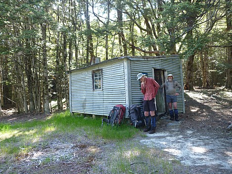 2016-01-08 11.00.44 P1040142 Philip - Bruce and Simon outside historic Ben Avon Hut.jpeg: 4320x3240, 5822k (2016 Jan 08 11:00)