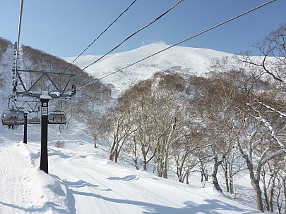 2016-02-28 12.20.35 P1000630 Simon - riding Hanazono Hooded Quad 3_straight.jpeg: 4205x3154, 4051k (2016 May 20 20:29)