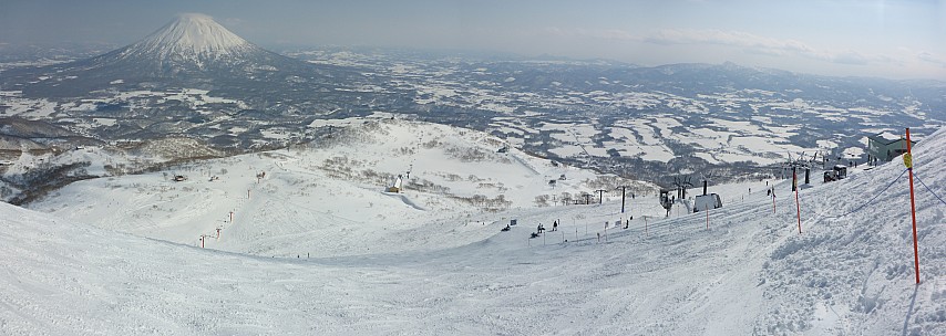 2016-02-28 13.14.54 Panorama Simon - top of Wonderland Chairs_stitch.jpg: 8646x3078, 23553k (2016 May 20 21:01)