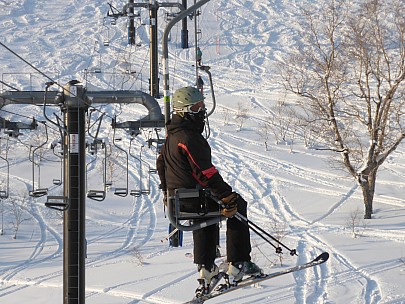 2016-02-28 16.08.28 P1000674 Simon - Adrian riding Wonderland B chair_straight.jpeg: 4143x3107, 12275k (2016 May 26 21:39)