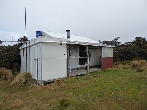 Hinemanu Hut
Photographer;&nbsp;Brian
2016-10-29&nbsp;14.51.33;&nbsp;Metadata time: '2016 Oct 29 14:51'
Original size:&nbsp;4,000 x 3,000; 4,807 kB
Filename: 2016-10-29 14.51.33 P1000551 Brian - Hinemanu Hut.jpeg
