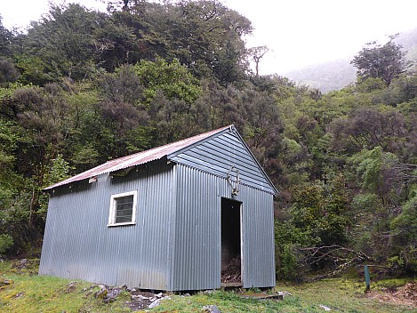 Dianes hut with snow on the tops
Photographer;&nbsp;Simon
2016-10-30&nbsp;07.17.55;&nbsp;Metadata time: '2016 Oct 30 07:17'
Original size:&nbsp;4,608 x 3,456; 6,509 kB
Filename: 2016-10-30 07.17.55 P1010055 Simon - Dianes hut with snow on the tops.jpeg