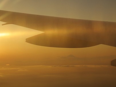 Fuji from the plane
Photo: Anne
2017-01-10 16.25.46; '2017 Jan 10 16:25'
Original size: 4,608 x 3,456; 4,672 kB