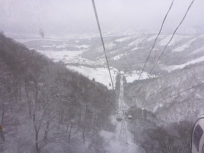 2017-01-15 10.46.23 P1010285 Simon - view from Hikage Gondola.jpeg: 4608x3456, 6171k (2017 Jan 29 10:20)